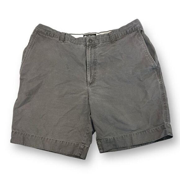 Columbia Gray Cargo Shorts Size 38 - Picture 1 of 5
